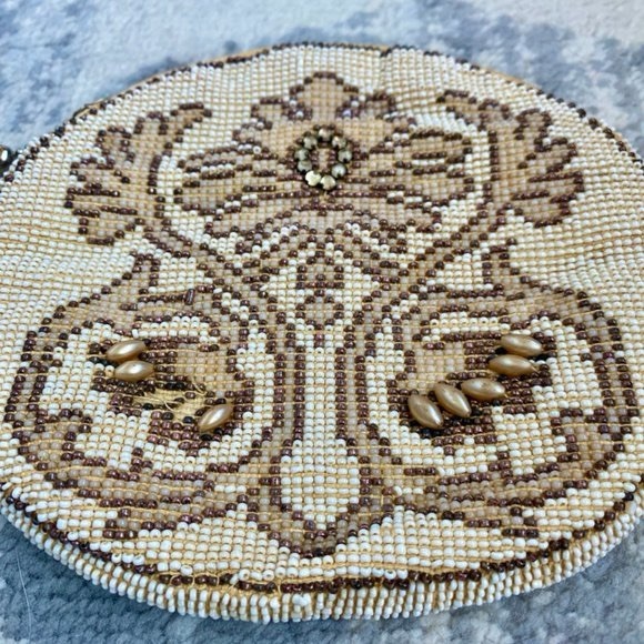 1930s Vintage Czech Glass Beaded Clutch - Picture 3 of 8